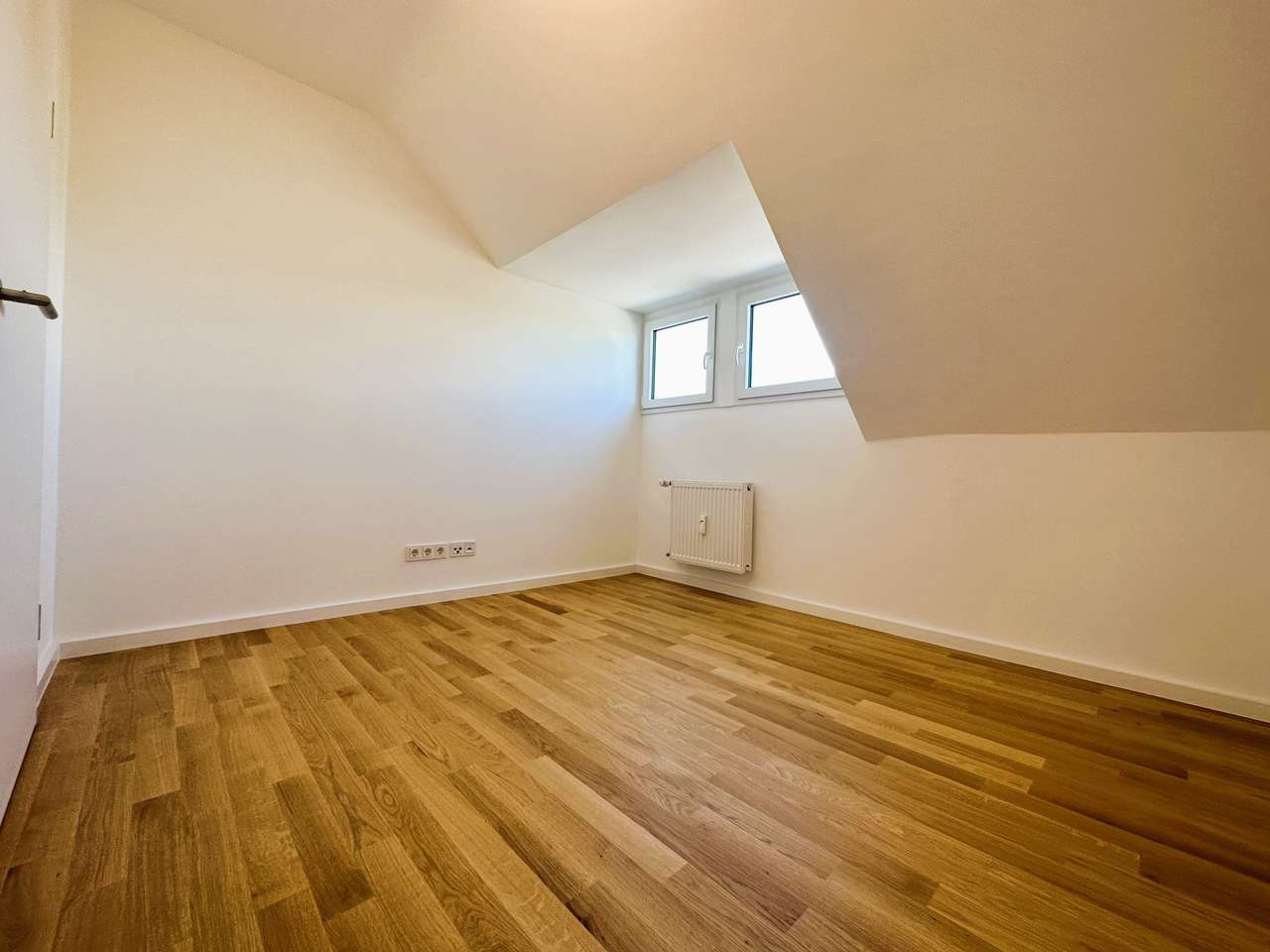 PENTHOUSE - FÜNF - ZIMMER - DACHTERASSEN - WOHNUNG ÜBER DEN DÄCHERN VON KÖLN