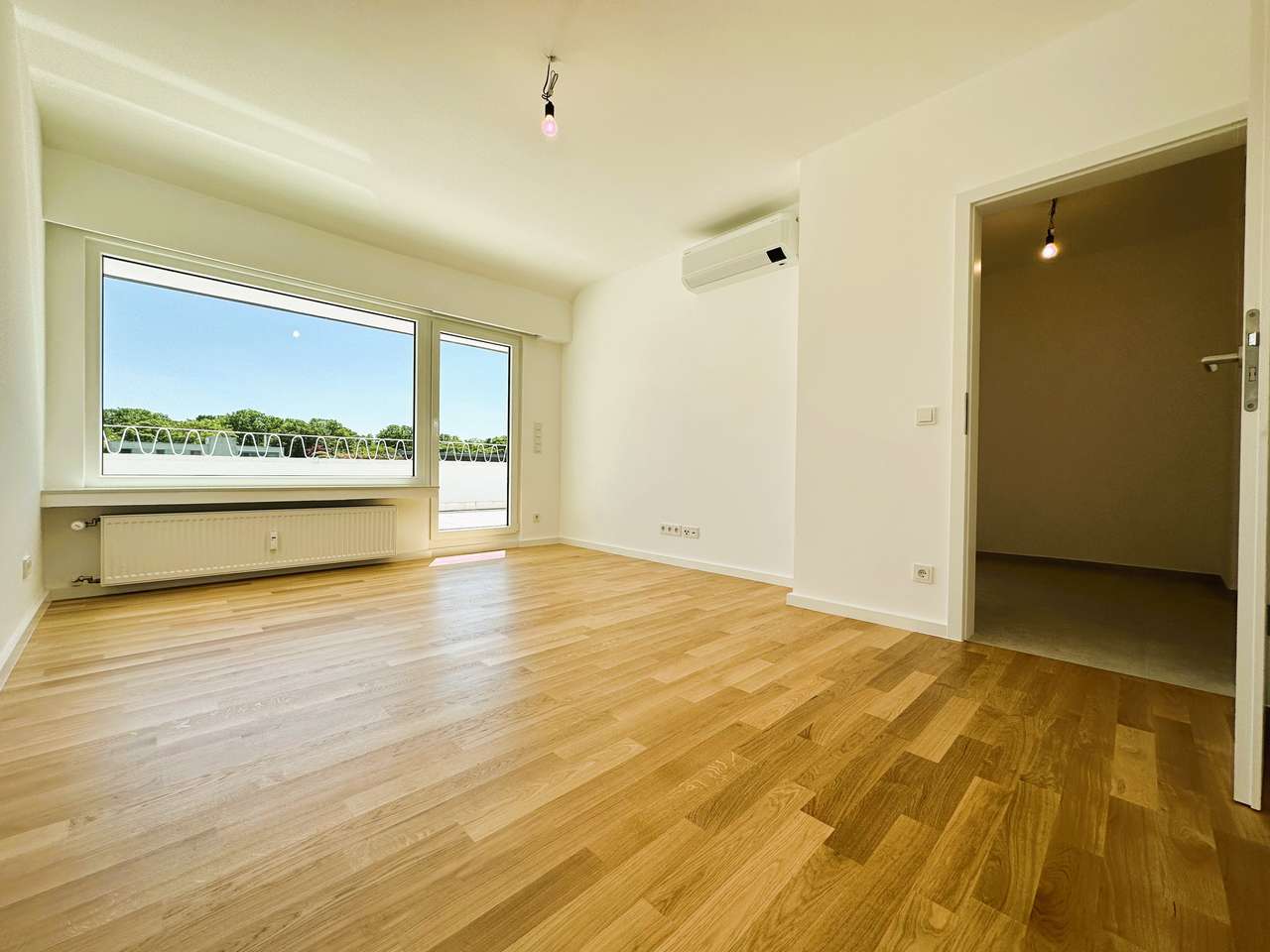 PENTHOUSE - FÜNF - ZIMMER - DACHTERASSEN - WOHNUNG ÜBER DEN DÄCHERN VON KÖLN