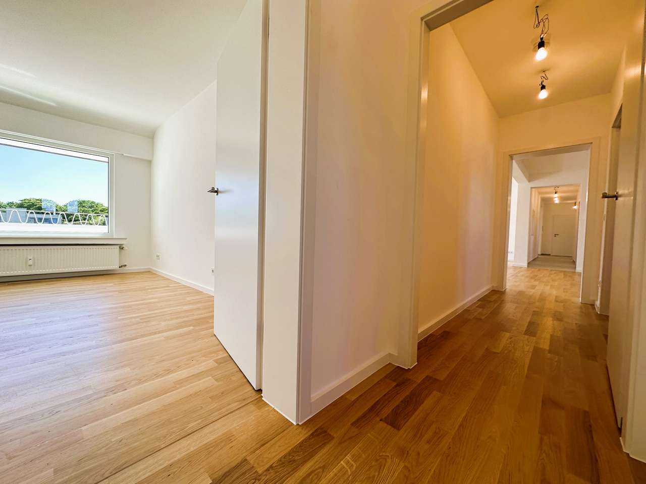 PENTHOUSE - FÜNF - ZIMMER - DACHTERASSEN - WOHNUNG ÜBER DEN DÄCHERN VON KÖLN