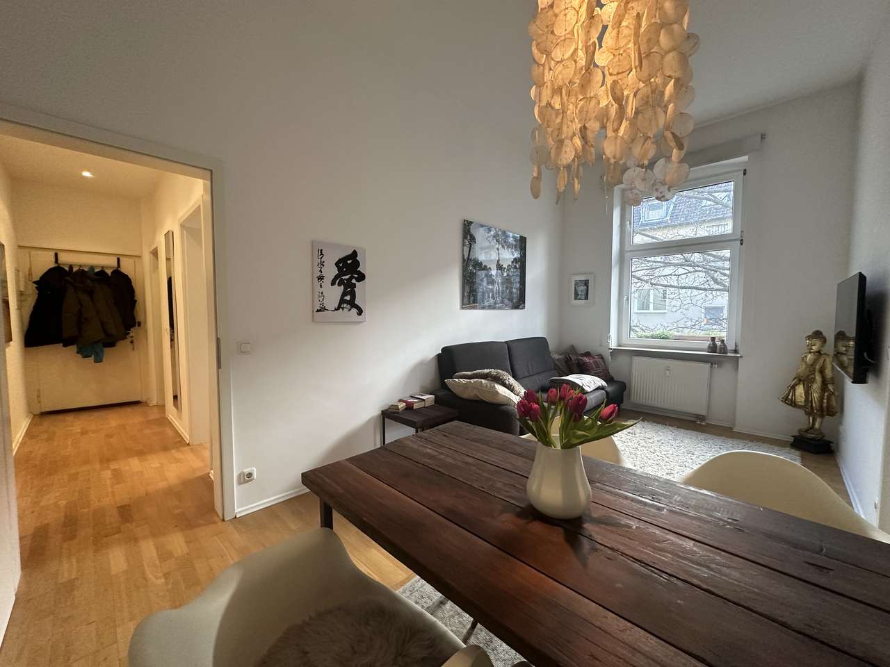 DENKMAL AFA: UNSANIERTE ALTBAUWOHNUNG MIT HOHEN DECKEN UND BALKON IM AGNESVIERTEL