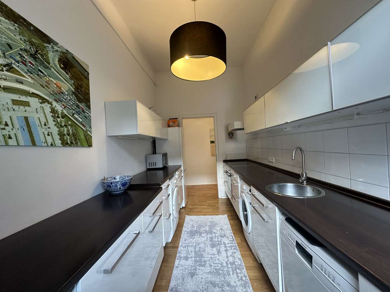 DENKMAL AFA: UNSANIERTE ALTBAUWOHNUNG MIT HOHEN DECKEN UND BALKON IM AGNESVIERTEL