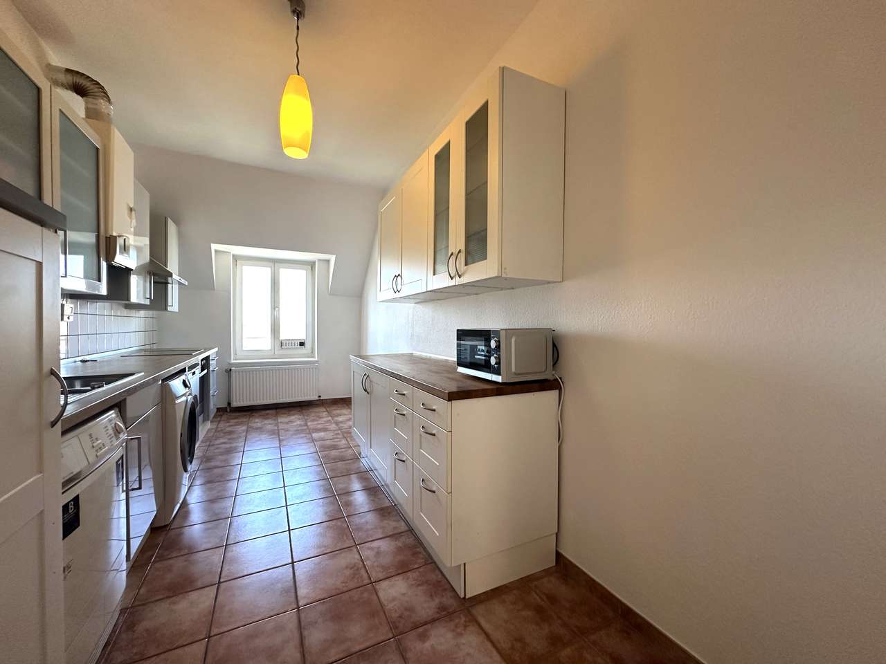 ALTBAU 5 ZIMMER DOMBLICK WOHNUNG / TG–STELLPLATZ / BALKON / AUFZUG / KÖLNER - SÜDSTADT