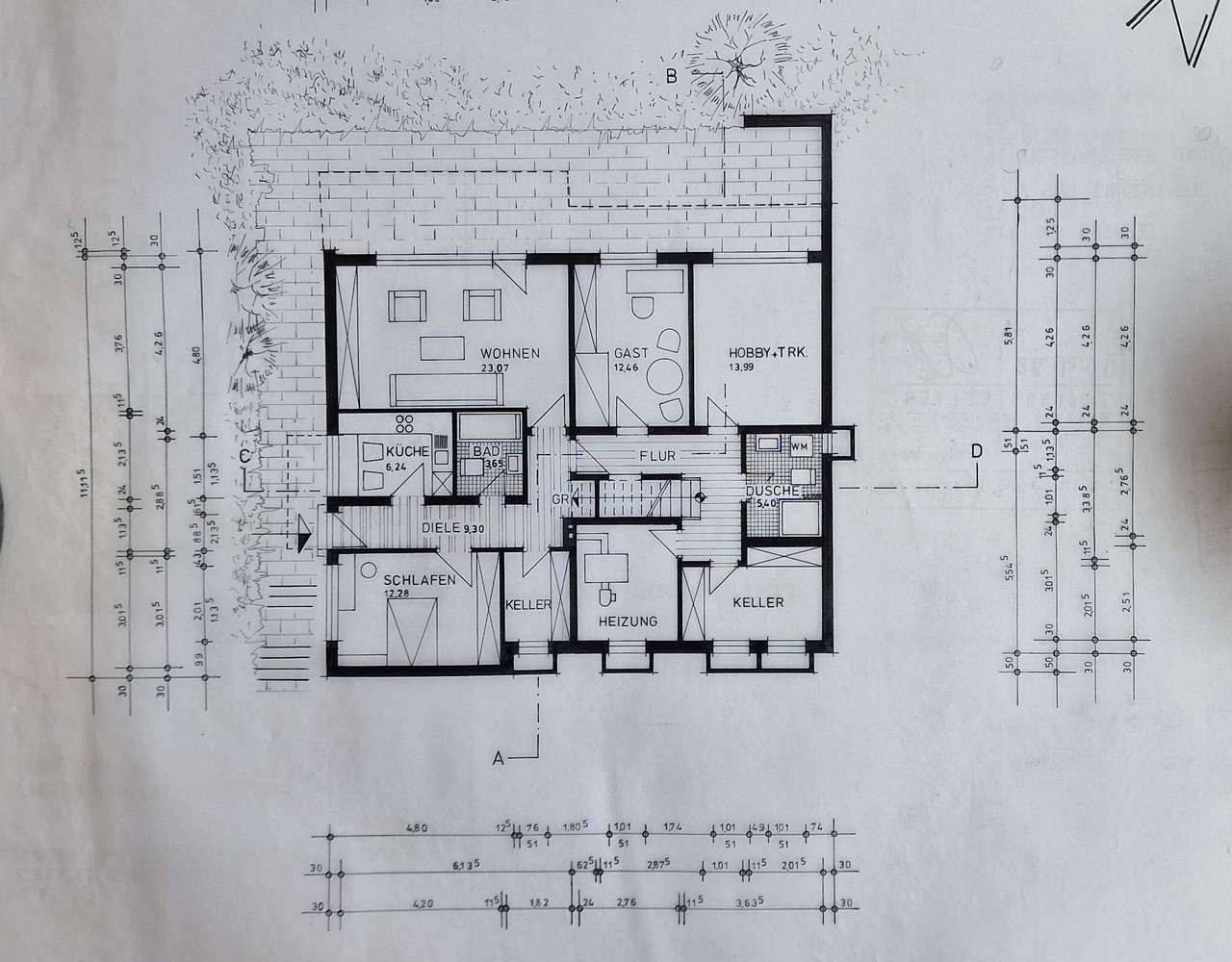 WOHNEN mit WEITBLICK: BUNGALOW mit EINLIEGERWOHNUNG und TRAUMHAFTER AUSSICHT