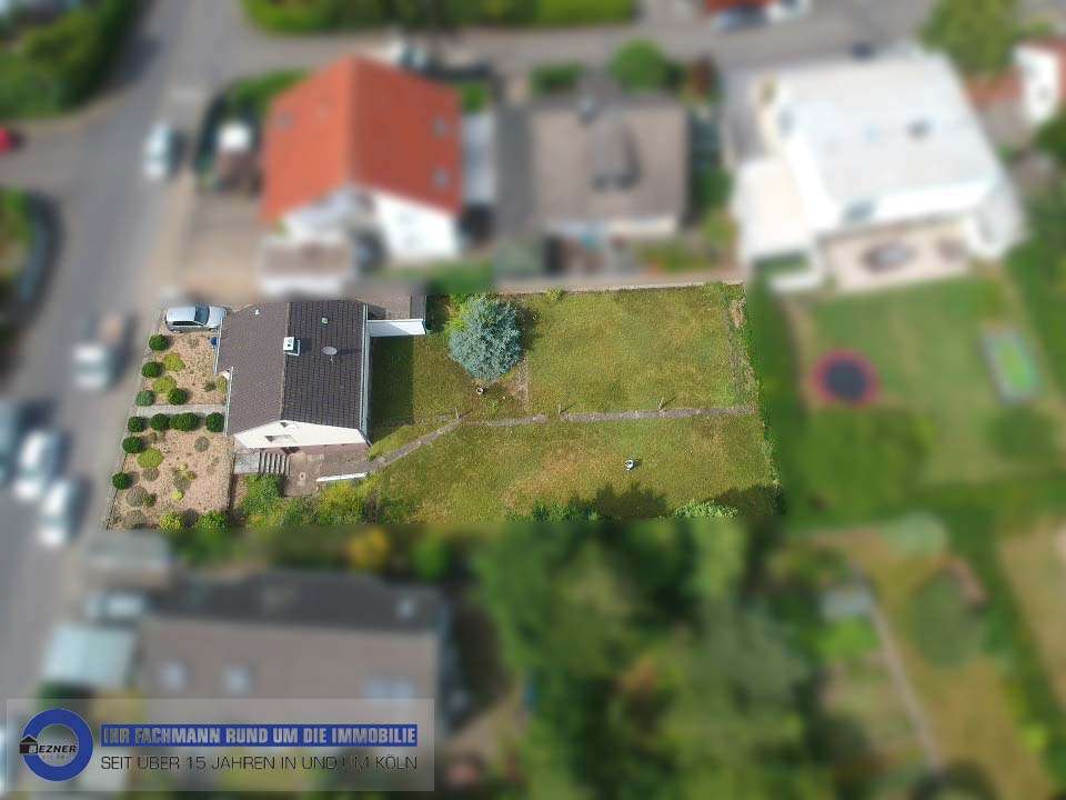 GRUNDSTÜCK in TOP - LAGE (MIT ALTBESTAND) für EFH bis MFH in KÖLN - SÜRTH