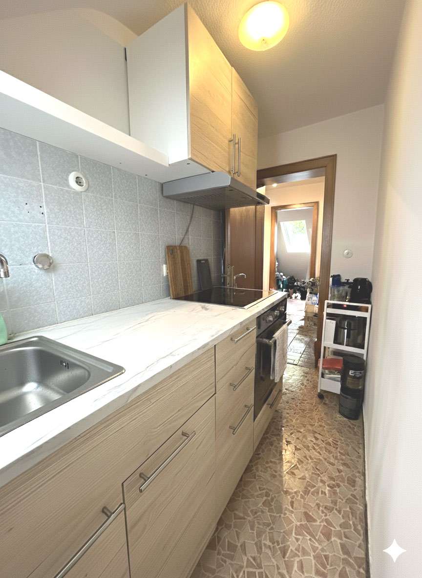 RUHIGES APPARTEMENT MIT SEPERATER KLEINER KÜCHE IN KÖLN - JUNKERSDORF