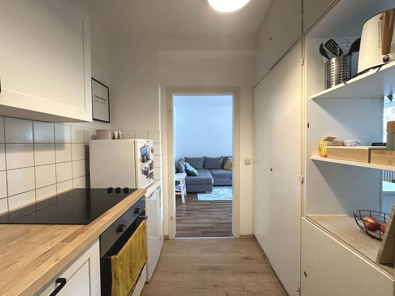 Schöne 2 Zimmerwohnung mit Loggia in der Kölner - Südstadt
