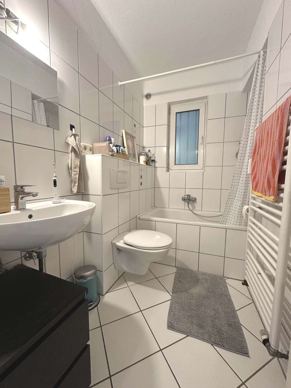 Schöne 2 Zimmerwohnung mit Loggia in der Kölner - Südstadt