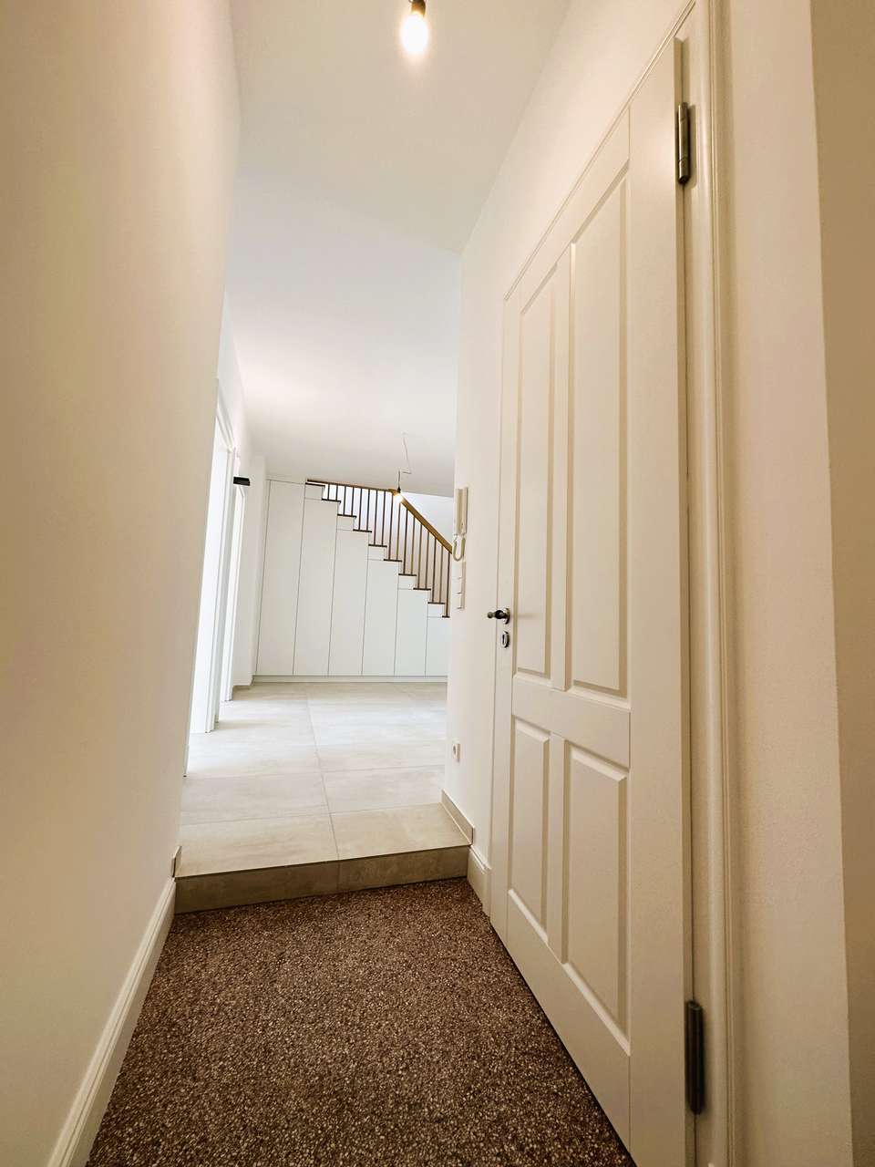 KERNSANIERTE ALTBAU DACHTERRASSEN 5 ZIMMER MAISONETTE WOHNUNG AM ERZBERGERPLATZ