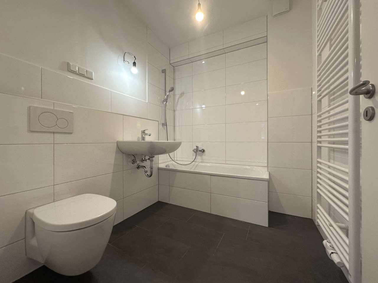 Stilvolle 3-Zimmer-Wohnung mit Balkon | Erstbezug nach Modernisierung | Lindenthal