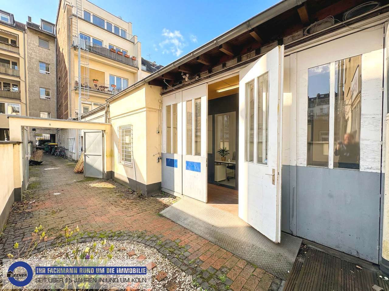 Urbanes Solitär-Loft - DAS HAUS im HOF  -  im BELGISCHEN VIERTEL