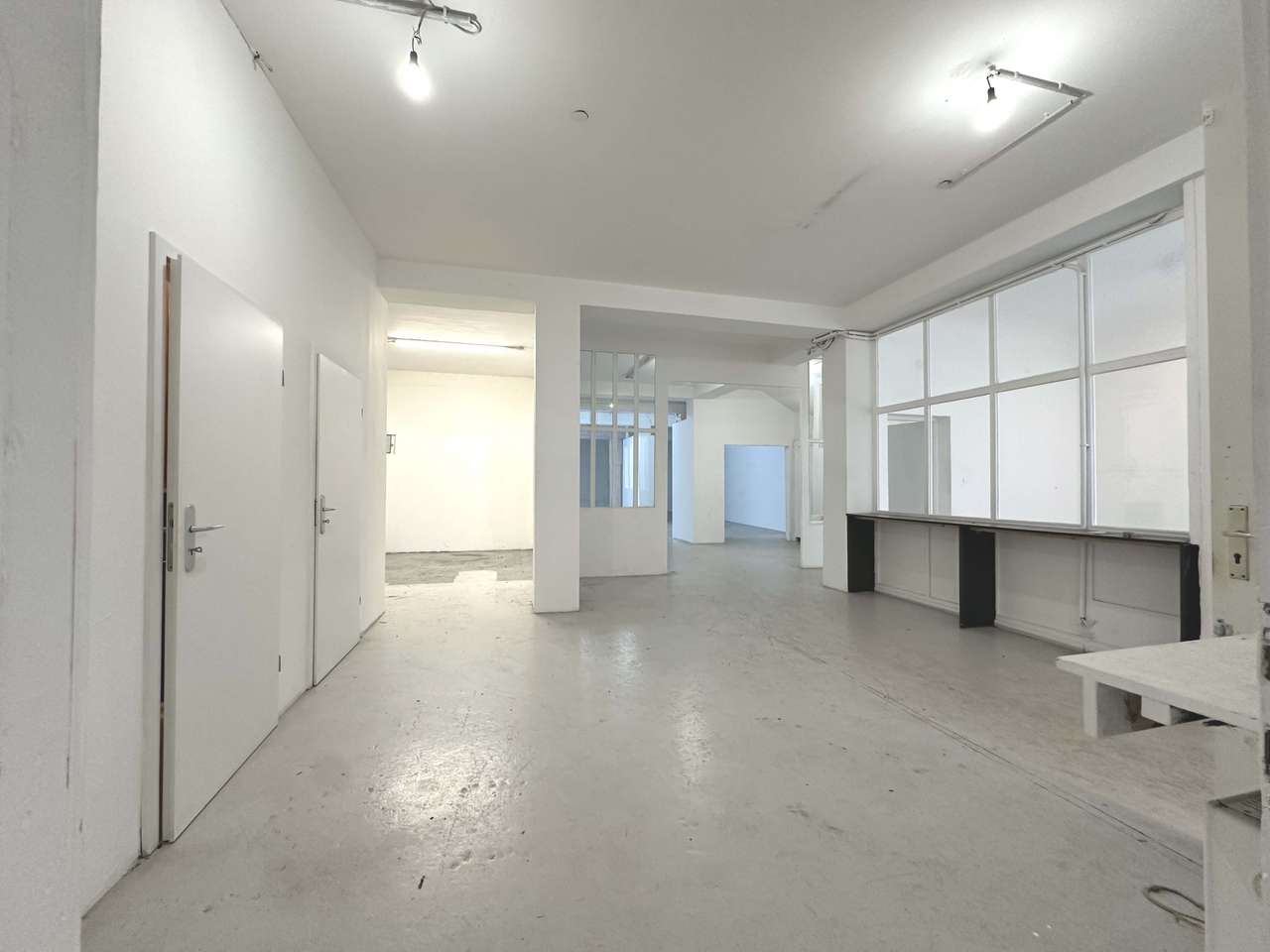 Urbanes Solitär-Loft - DAS HAUS im HOF  -  im BELGISCHEN VIERTEL