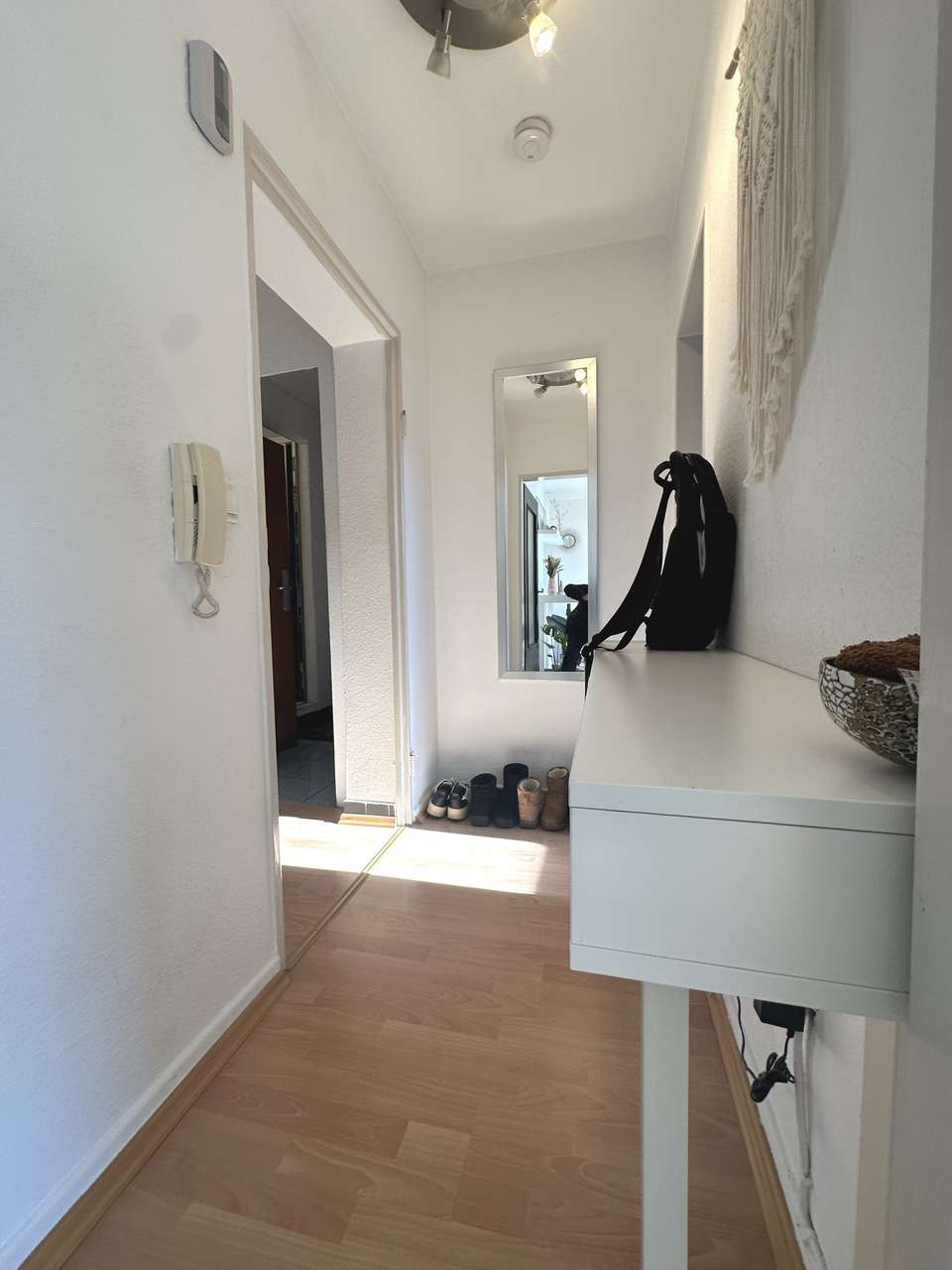 Top-Investment: Vermietete DG-Wohnung mit Garage & flexibler Raumnutzung!