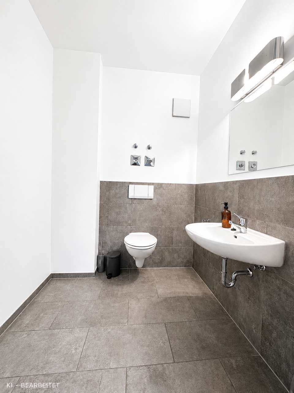 Repräsentative Gewerbeeinheit mit Schaufensterfront & Tiefgaragenstellplätzen in Kölner Bestlage