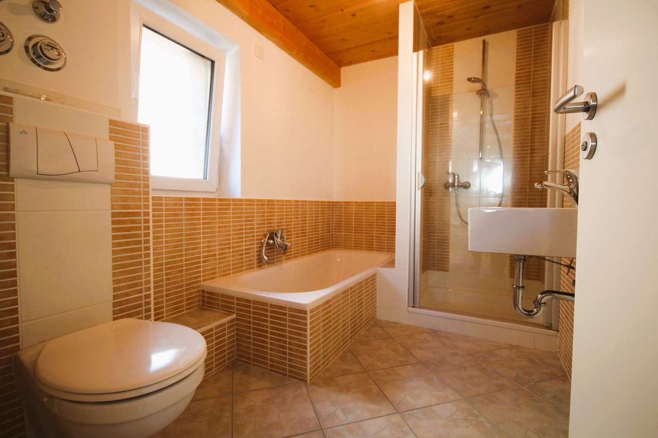 OMA HAUS - Badezimmer