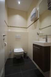 WC 2 WC 2