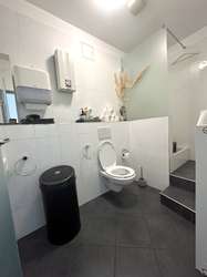 Bad mit Dusche Bad mit Dusche