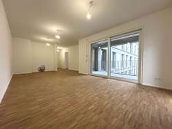 Wohnzimmer mit offener Küche Wohnzimmer mit offener Küche