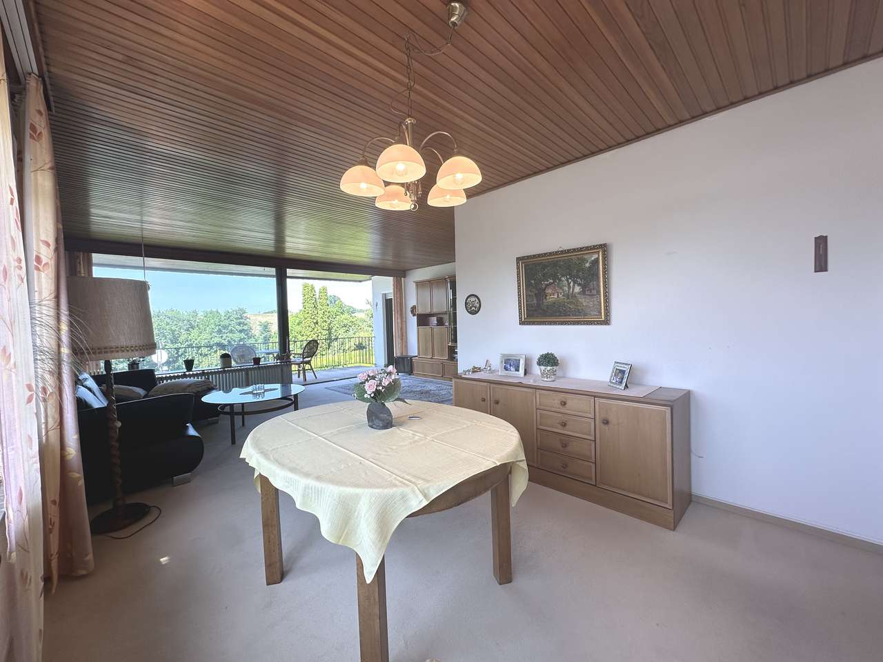 Wohnzimmer mit Essecke Wohnzimmer mit Essecke