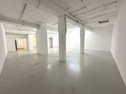 Raum 3 - Hinten - EG Raum 3 - Hinten - EG