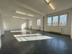 Raum 6 Hinten - 1. OG Raum 6 Hinten - 1. OG