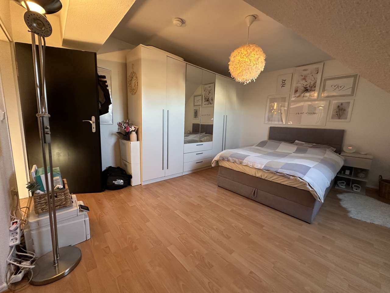 Schlafzimmer Foto 2