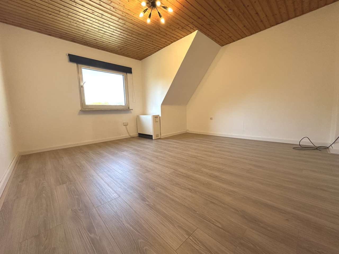 DG Schlafzimmer 4 DG Schlafzimmer 4