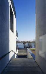 Zugang mit Rhein - Blick Zugang mit Rhein - Blick