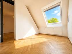 Arbeitszimmer Foto 1