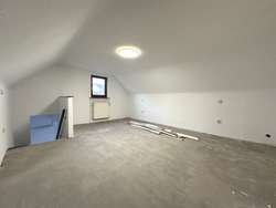 Raum 1 DG Hinterhaus Foto 1