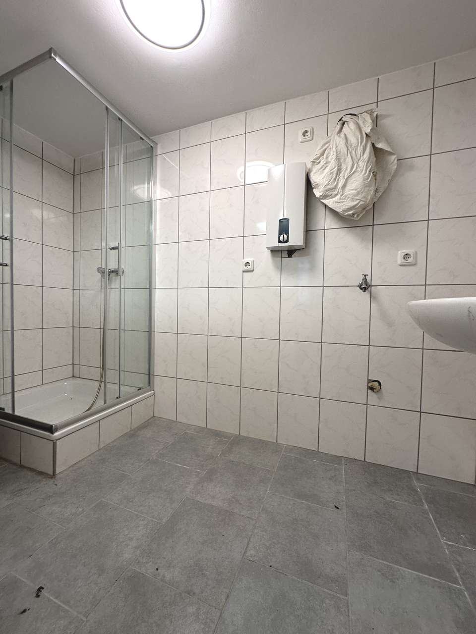 Duschbad EG Vorderhaus