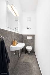 WC 1 WC 1