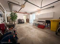 Garage EG