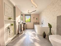 Wannenbad EG Wannenbad EG